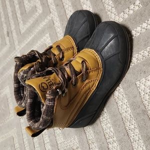 Magellan Outdoors Boys Duck Boots